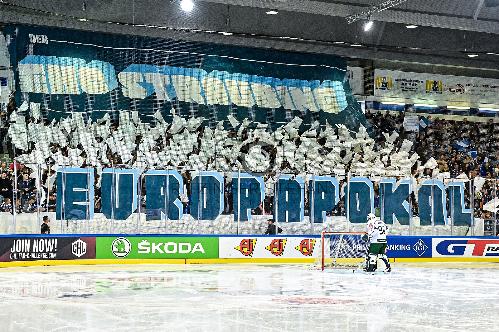 Eishockey, CHL, Champions Hockey League, 4. Spieltag, Saison 2022-2023, Gruppe F, Straubing Tigers - Färjestad BK Karlstad, 11.09.2022