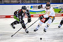 Eishockey, Herren, DEL, Saison 2020-2021, Straubing Tigers - Grizzlys Wolfsburg, 16.04.2021