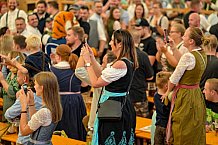 Eishockey, Herren, DEL, Saison 2023-2023, Straubing Tigers, Teampräsentation, Weckmannszelt, Gäubodenvolksfest, 12.08.2022