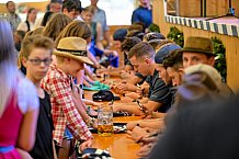 Eishockey, Herren, DEL, Saison 2023-2023, Straubing Tigers, Teampräsentation, Weckmannszelt, Gäubodenvolksfest, 12.08.2022