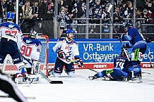 Eishockey, Herren, DEL, Saison 2021-2022, Playoff, Viertelfinale, Spiel 1, Straubing Tigers - Adler Mannheim, 10.04.2022