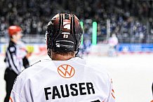Eishockey, Herren, DEL, Saison 2021-2022, 39. Spieltag, Straubing Tigers - Grizzlys Wolfsburg,  18.02.2022