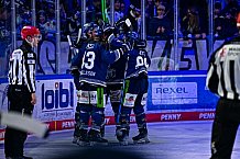 Eishockey, Herren, Penny DEL, Playoffs, Viertelfinale, Spiel 1, Saison 2023-2024, Straubing Tigers - Schwenninger Wild Wings,16.03.2024