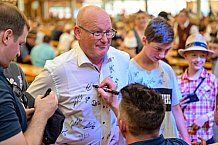 Eishockey, Herren, DEL, Saison 2023-2023, Straubing Tigers, Teampräsentation, Weckmannszelt, Gäubodenvolksfest, 12.08.2022