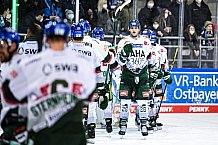 Eishockey, Herren, DEL, Saison 2021-2022, 25. Spieltag, Straubing Tigers - Augsburger Panther,  20.02.2022