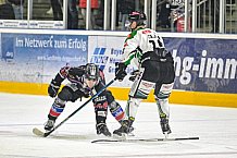 Herren, Eishockey, Oberliga-Süd, Saison 2021-2022, 43. Spieltag, Deggendorfer SC - Höchstadt Alligators,  04.03.2022