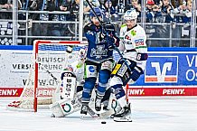 Eishockey, Herren, Penny DEL, Playoffs, Halbfinale, Spiel 2, Saison 2023-2024, Straubing Tigers - Eisbären Berlin, n03.04.2024