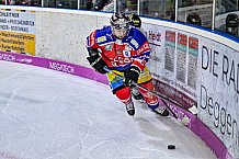 Herren, Eishockey, Oberliga-Süd, Saison 2022-2023, DEB, Deggendorfer SC - EHF Passau Black Hawks, 30. Spieltag,  28.12.2022