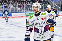 Eishockey, Herren, Penny DEL, Playoffs, Halbfinale, Spiel 2, Saison 2023-2024, Straubing Tigers - Eisbären Berlin, n03.04.2024