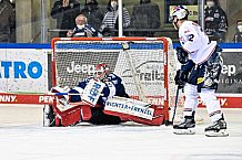 Eishockey, Herren, DEL, Saison 2021-2022, 28. Spieltag, Straubing Tigers - EHC Red Bull München,  15.03.2022
