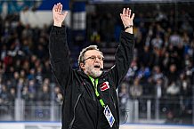 Eishockey, Herren, DEL, Saison 2021-2022, Playoff, Viertelfinale, Spiel 3, Straubing Tigers - Adler Mannheim, 14.04.2022