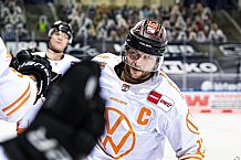 Eishockey, Herren, DEL, Saison 2020-2021, Straubing Tigers - Grizzlys Wolfsburg, 16.04.2021