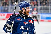 Eishockey, Herren, Penny DEL, Playoffs, Halbfinale, Spiel 2, Saison 2023-2024, Straubing Tigers - Eisbären Berlin, n03.04.2024