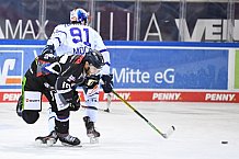 Eishockey, Herren, DEL, Saison 2020 2021, Straubing Tigers - Schwenninger Wild Wings, 25.01.2021