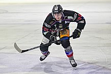 Herren, Eishockey, Oberliga-Süd, Saison 2021-2022, 35. Spieltag, Deggendorfer SC - ECDC Memmingen Indians,  04.02.2022