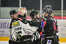 Herren, Eishockey, Oberliga-Süd, Saison 2021-2022, 35. Spieltag, Deggendorfer SC - ECDC Memmingen Indians,  04.02.2022