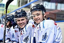 Eishockey, Herren, DEL, Saison 2021-2022, 52. Spieltag, Straubing Tigers - Showtraining,  06.03.2022