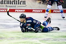 Eishockey, Herren, DEL, Saison 2021-2022, Playoff, Viertelfinale, Spiel 1, Straubing Tigers - Adler Mannheim, 10.04.2022