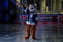 Eishockey, Herren, DEL, Saison 2021-2022, 56. Spieltag, Straubing Tigers - Fishtown Pinguins Bremerhaven,  17.03.2022