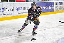 Herren, Eishockey, Oberliga-Süd, Saison 2021-2022, 29. Spieltag, Deggendorfer SC - Star Bulls Rosenheim,  30.01.2022