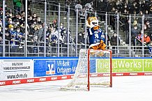 Eishockey, Herren, DEL, Saison 2021-2022, 55. Spieltag, Straubing Tigers - Augsburger Panther,  12.03.2022