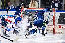 Eishockey, Herren, DEL, Saison 2021-2022, Playoff, Viertelfinale, Spiel 3, Straubing Tigers - Adler Mannheim, 14.04.2022