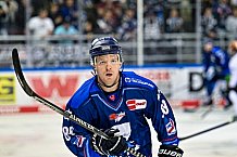 Eishockey, DEL, Penny-DEL, Vorbereitung, Straubing Tigers - Steinbach Black Wings Linz, 25.08.2022