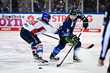 Eishockey, Herren, DEL, Saison 2021-2022, Playoff, Viertelfinale, Spiel 3, Straubing Tigers - Adler Mannheim, 14.04.2022