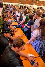 Eishockey, Herren, DEL, Saison 2023-2023, Straubing Tigers, Teampräsentation, Weckmannszelt, Gäubodenvolksfest, 13.08.2022