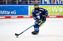 Eishockey, Herren, DEL, Saison 2021-2022, Playoff, Viertelfinale, Spiel 1, Straubing Tigers - Adler Mannheim, 10.04.2022