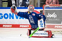Eishockey, Herren, DEL, Saison 2021-2022, 39. Spieltag, Straubing Tigers - Grizzlys Wolfsburg,  18.02.2022