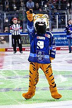 Eishockey, Herren, DEL, Saison 2021-2022, Playoff, Viertelfinale, Spiel 3, Straubing Tigers - Adler Mannheim, 14.04.2022