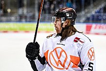 Eishockey, Herren, DEL, Saison 2021-2022, 39. Spieltag, Straubing Tigers - Grizzlys Wolfsburg,  18.02.2022
