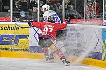Herren, Eishockey, Oberliga-Süd, Saison 2021-2022, Playoffs, Spiel 3, Deggendorfer SC - EC Hannover Indians,  24.03.2022
