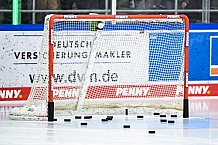 Eishockey, Herren, DEL, Saison 2021-2022, 25. Spieltag, Straubing Tigers - Augsburger Panther,  20.02.2022