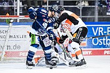 Eishockey, Herren, DEL, Saison 2021-2022, 39. Spieltag, Straubing Tigers - Grizzlys Wolfsburg,  18.02.2022