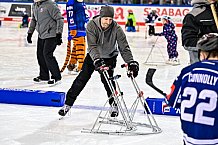 Eishockey, Herren, Penny DEL, DEL, Saison 2022-2023, Hauptrunde, Straubing Tigers - Grizzlys Wolfsburg, 27. Spieltag, 04.12.2022