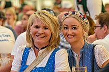 Eishockey, Herren, DEL, Saison 2023-2023, Straubing Tigers, Teampräsentation, Weckmannszelt, Gäubodenvolksfest, 12.08.2022