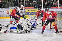 Herren, Eishockey, Oberliga-Süd, Saison 2021-2022, Playoffs, Spiel 3, Deggendorfer SC - EC Hannover Indians,  24.03.2022