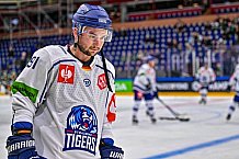 Eishockey, CHL, Champions Hockey League, 2. Spieltag, Saison 2022-2023, Gruppe F, Färjestad Karlstad - Straubing Tigers, 03.09.2022