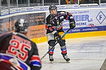 Herren, Eishockey, Oberliga-Süd, Saison 2021-2022, 29. Spieltag, Deggendorfer SC - Star Bulls Rosenheim,  30.01.2022