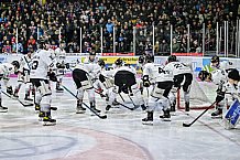 Herren, Eishockey, Oberliga-Süd, Saison 2022-2023, DEB, Deggendorfer SC - EHF Passau Black Hawks, 30. Spieltag,  28.12.2022