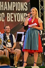 Eishockey, Herren, DEL, Saison 2023-2023, Straubing Tigers, Teampräsentation, Weckmannszelt, Gäubodenvolksfest, 12.08.2022