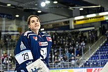 Eishockey, Herren, DEL, Saison 2021-2022, 39. Spieltag, Straubing Tigers - Grizzlys Wolfsburg,  18.02.2022