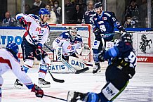 Eishockey, Herren, DEL, Saison 2021-2022, Playoff, Viertelfinale, Spiel 3, Straubing Tigers - Adler Mannheim, 14.04.2022
