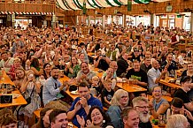 Eishockey, Herren, DEL, Saison 2023-2023, Straubing Tigers, Teampräsentation, Weckmannszelt, Gäubodenvolksfest, 13.08.2022