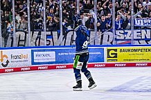 Eishockey, Herren, Penny DEL, Playoffs, Viertelfinale, Spiel 3, Saison 2023-2024, Straubing Tigers - Schwenninger Wild Wings,22.03.2024
