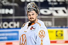 Eishockey, Herren, DEL, Saison 2020-2021, Straubing Tigers - Grizzlys Wolfsburg, 16.04.2021