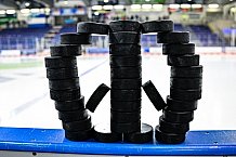 Eishockey, Herren, DEL, Saison 2021-2022, 28. Spieltag, Straubing Tigers - EHC Red Bull München,  16.03.2022