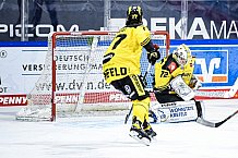 Eishockey, Herren, DEL, Saison 2020-2021, Straubing Tigers - Krefeld Pinguine, 07.04.2021
